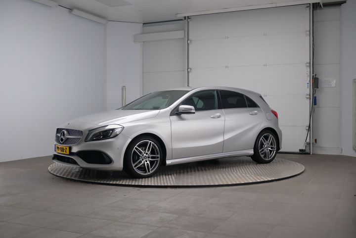 mercedes-benz a-klasse 2017 wdd1760121j684374