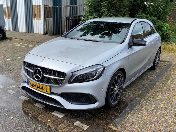 mercedes-benz a-klasse 2017 wdd1760411j596017