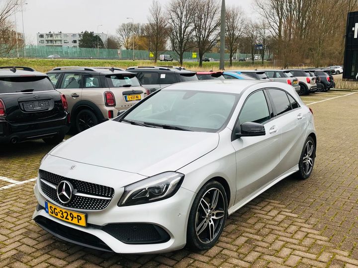 mercedes-benz a-klasse 2018 wdd1760421j768181