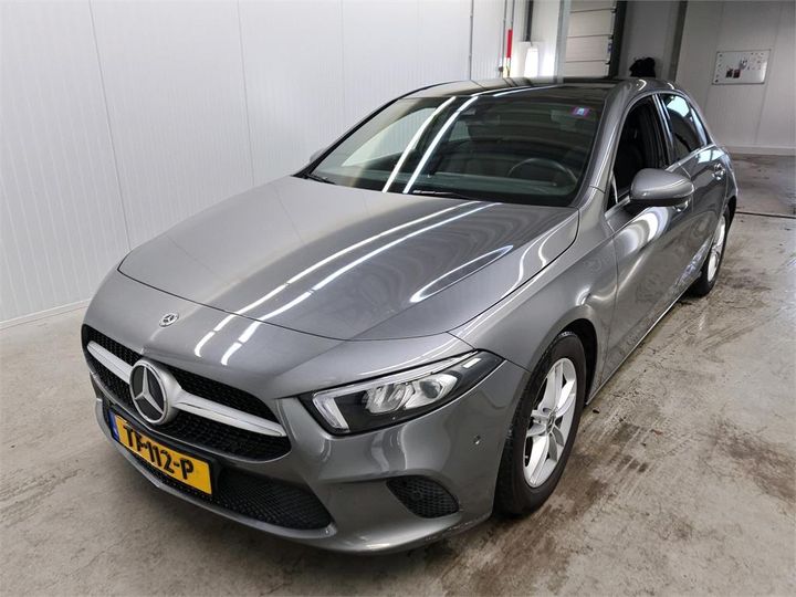 mercedes-benz a180 2018 wdd1770031j019482