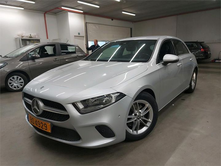 mercedes-benz a 2018 wdd1770031j046855