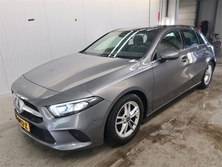 mercedes-benz a180 2018 wdd1770031n012236