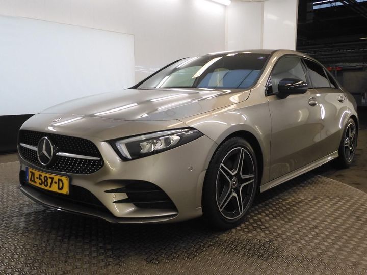 mercedes-benz a-klasse limousine 2019 wdd1771871w012664