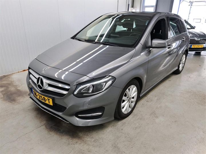 mercedes-benz b180 2018 wdd2462121j485956