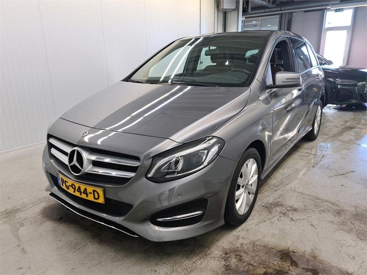 mercedes-benz b180 2017 wdd2462421j454438