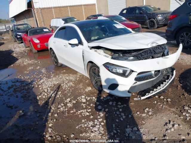 mercedes-benz a-class 2019 wdd3g4eb5kw007140