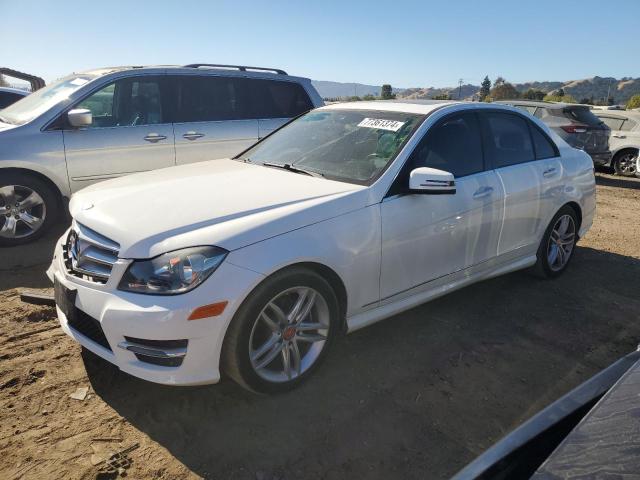 mercedes-benz c 250 2013 wddgf4hb0da872940