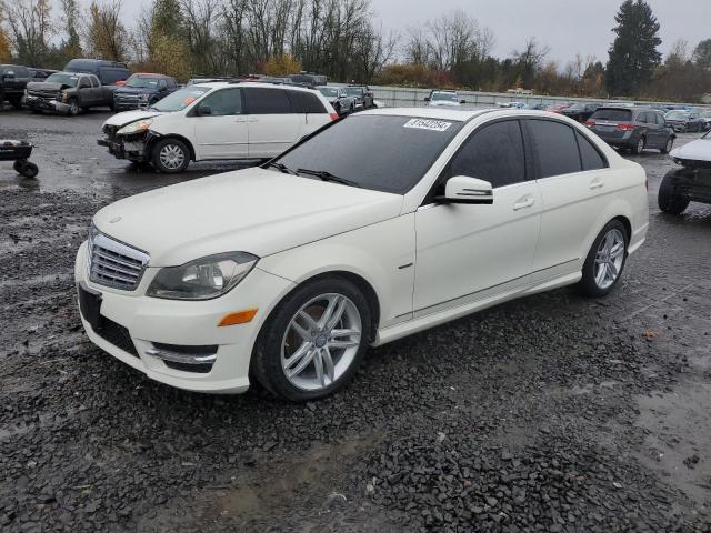 mercedes-benz c 250 2012 wddgf4hb2cr207716