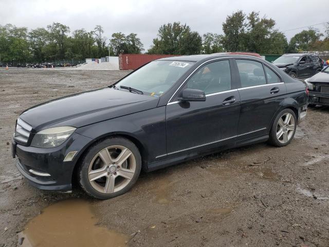 mercedes-benz c 300 2011 wddgf5eb2br140916