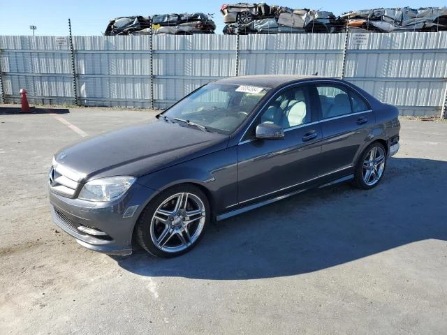 mercedes-benz c 350 2011 wddgf5gb7br176775