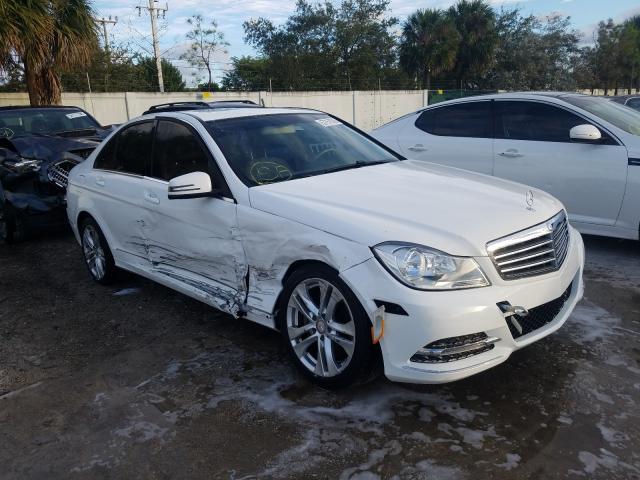 mercedes-benz  2014 wddgf8ab7ea909467