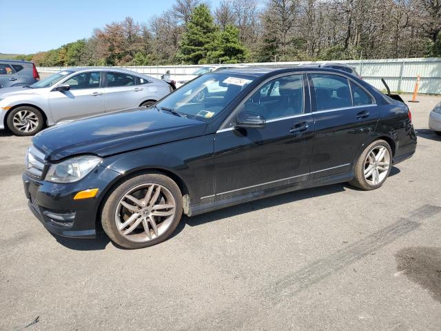 mercedes-benz c 300 4mat 2014 wddgf8ab7er320307