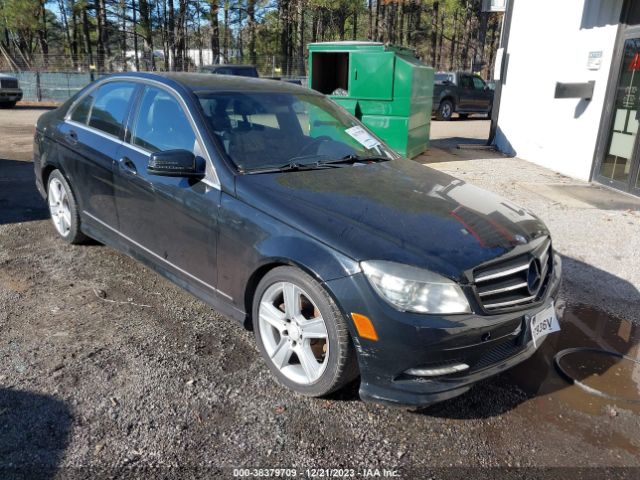 mercedes-benz c 300 2011 wddgf8bb1br183598