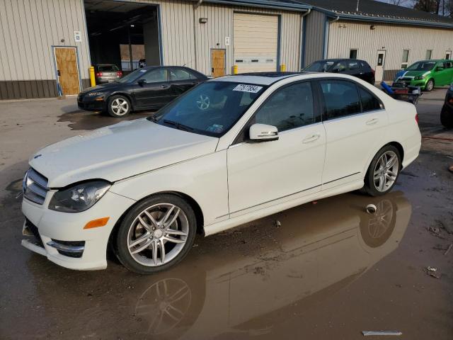 mercedes-benz c 300 4mat 2012 wddgf8bb4cr195827