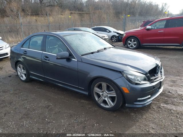 mercedes-benz c 300 2011 wddgf8bb8br145253