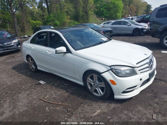 mercedes-benz c 300 2011 wddgf8bb9br178343