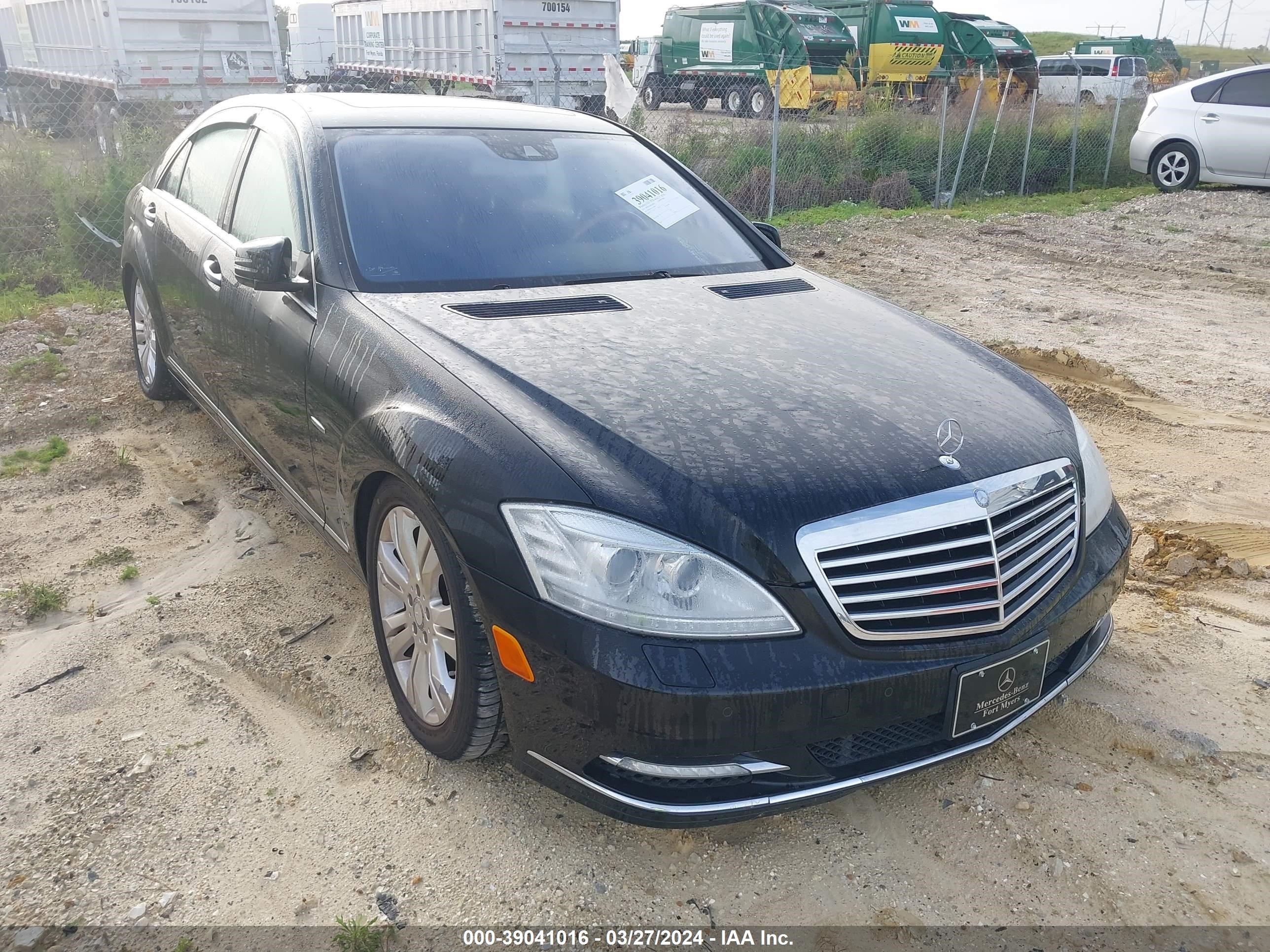 mercedes-benz  2010 wddng9fb1aa296775