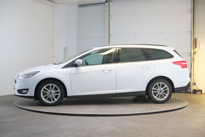 ford focus 2017 wf06xxgcc6hg24400