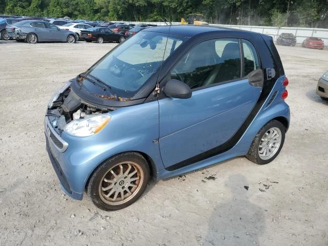 smart fortwo 2013 wmeej9aa8dk696844