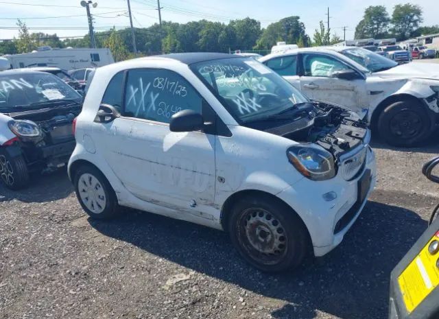 smart fortwo 2016 wmefj5da0gk104074