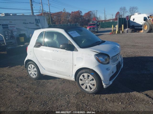 smart fortwo 2017 wmefj5da4hk168460