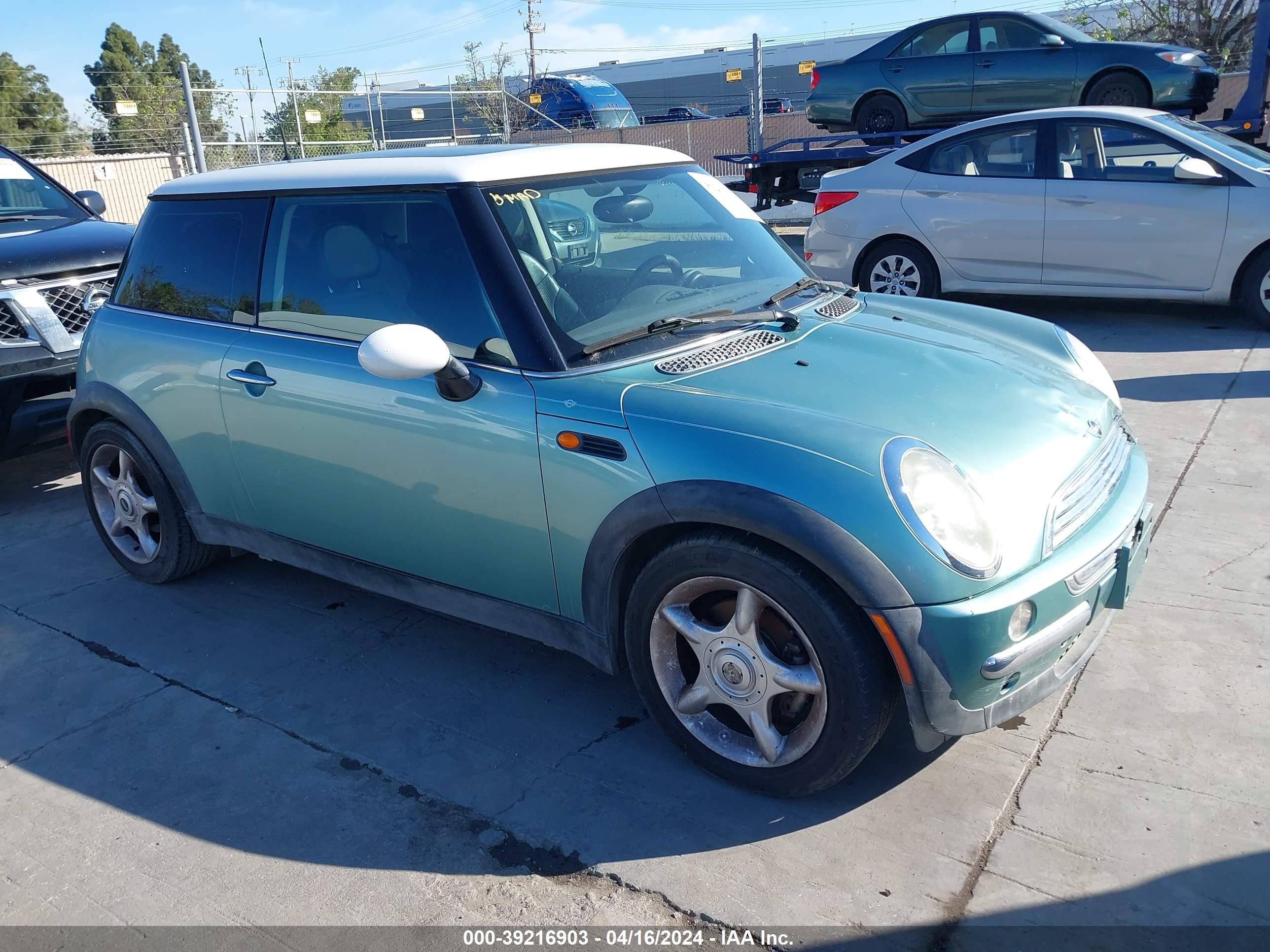 mini cooper 2003 wmwrc33423te13409