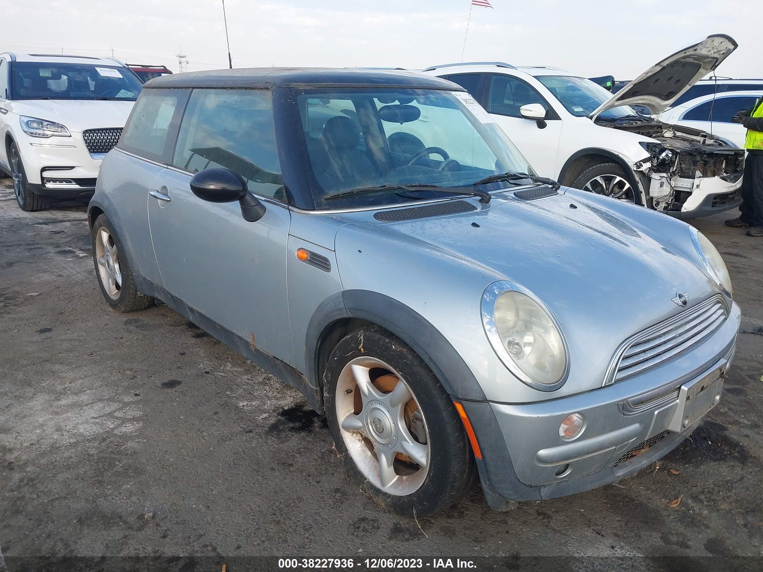 mini hard top 2002 wmwrc33482te10819