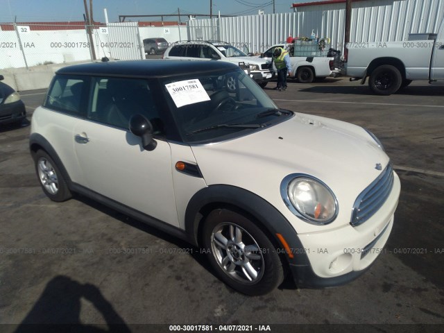 mini cooper hardtop 2011 wmwsu3c59bt097218