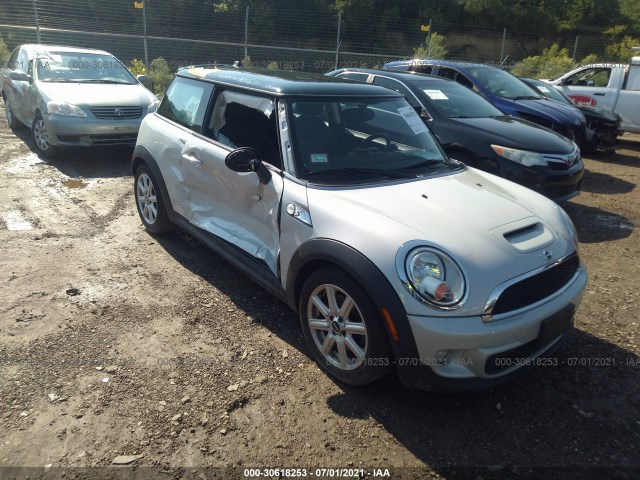 mini cooper hardtop 2011 wmwsv3c51bty15695