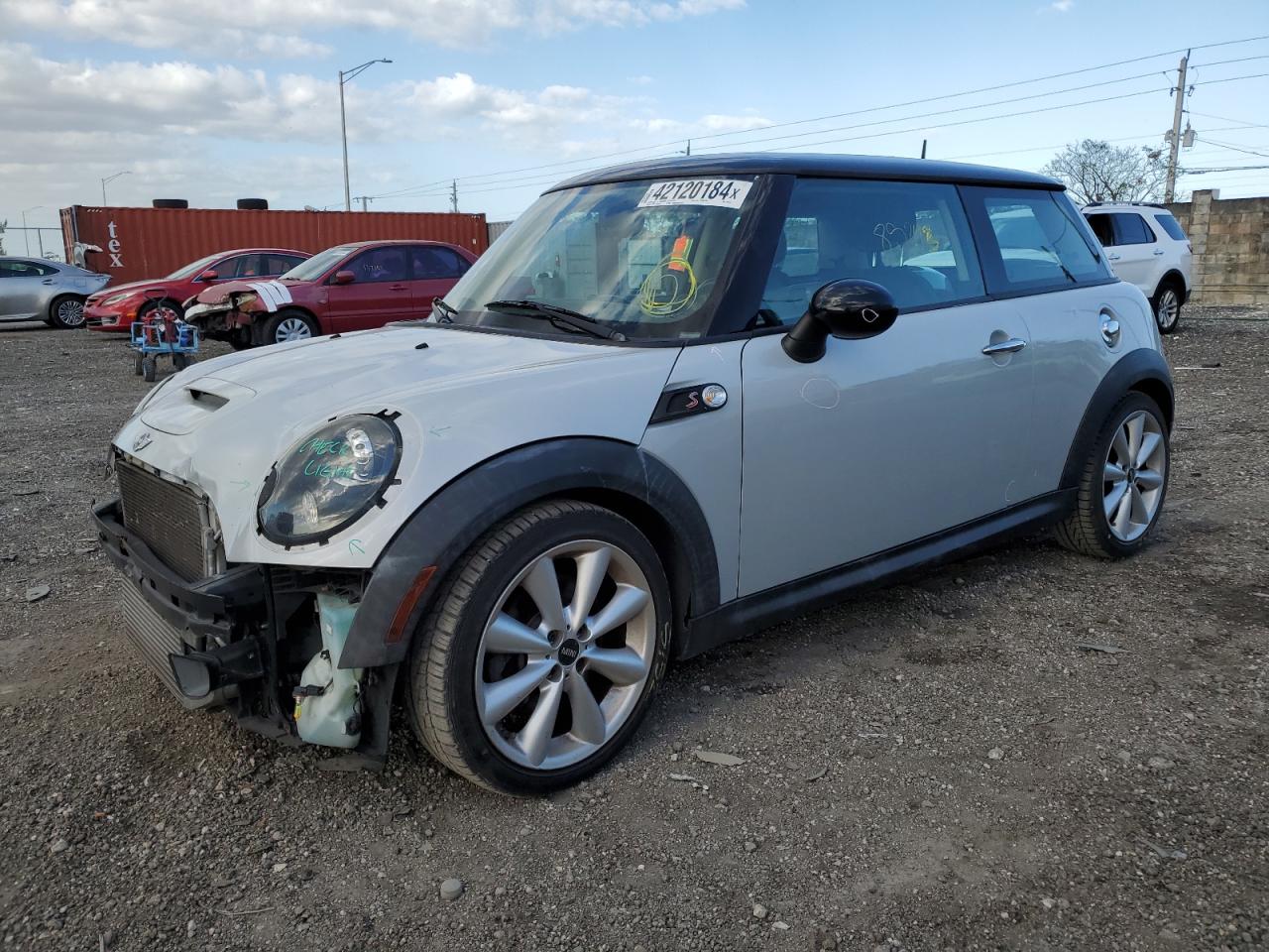 mini cooper 2011 wmwsv3c56bty23761