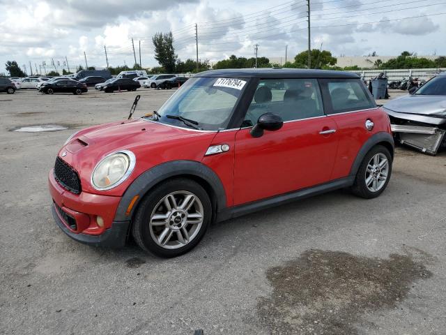 mini cooper s 2011 wmwsv3c59bty10700