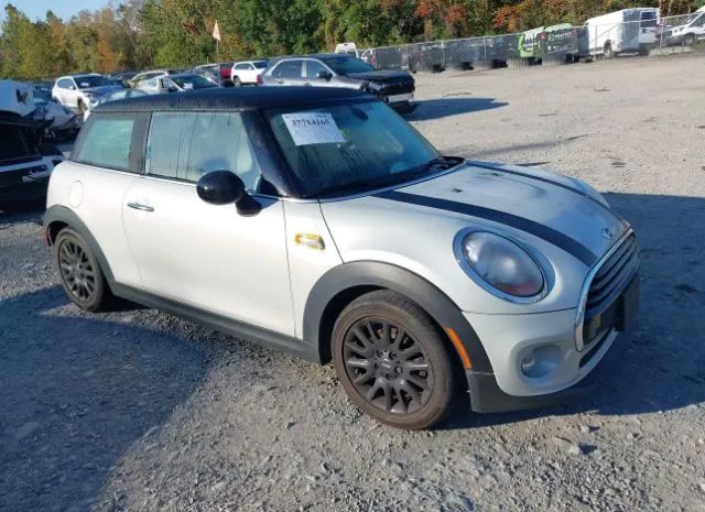 mini  2018 wmwxp5c58j2g62946