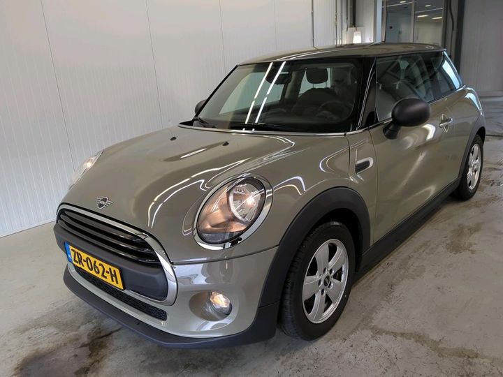 mini mini 2019 wmwxp910202l07832