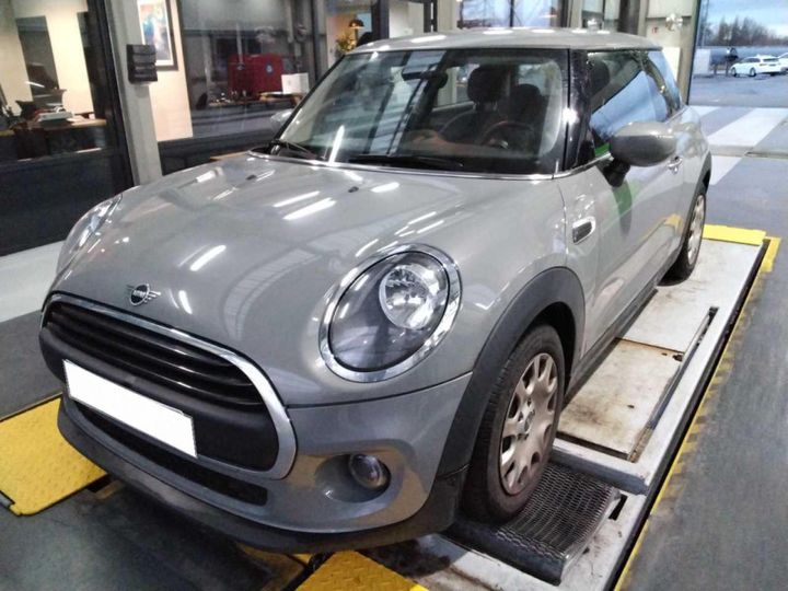 mini mini 2019 wmwxr110702m17352