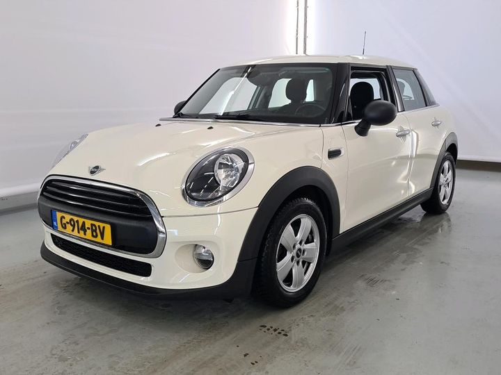 mini one 2019 wmwxu510402l08482