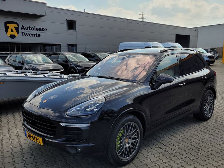 porsche cayenne 2017 wp1zzz92zhla74431