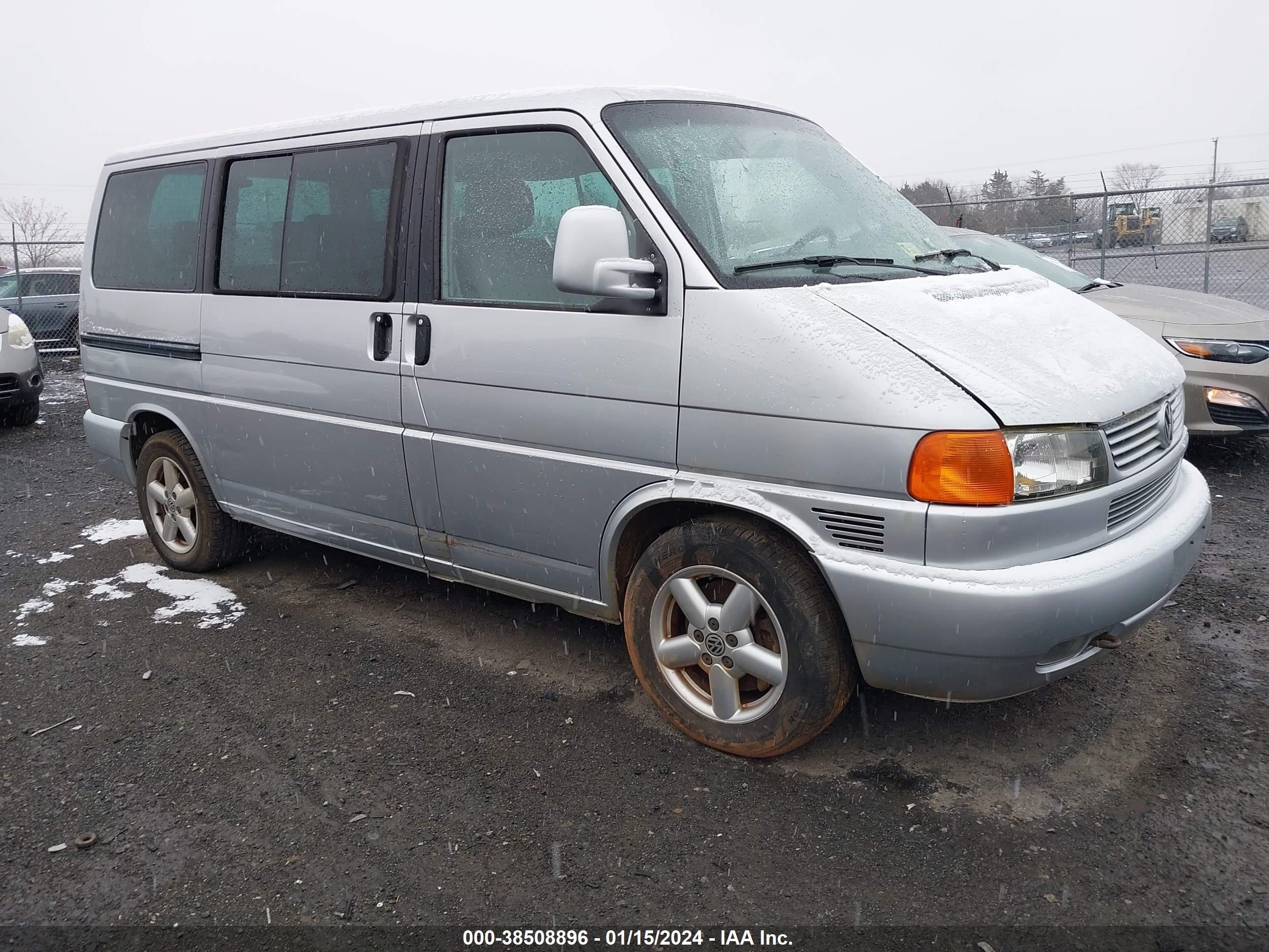 volkswagen eurovan 2001 wv2kb47081h151639