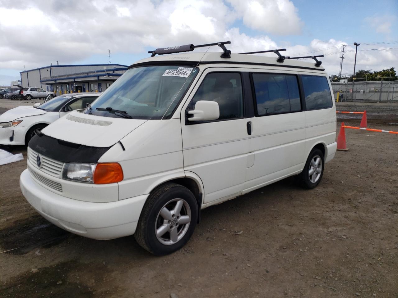 volkswagen eurovan 1999 wv2nh2701xh142452