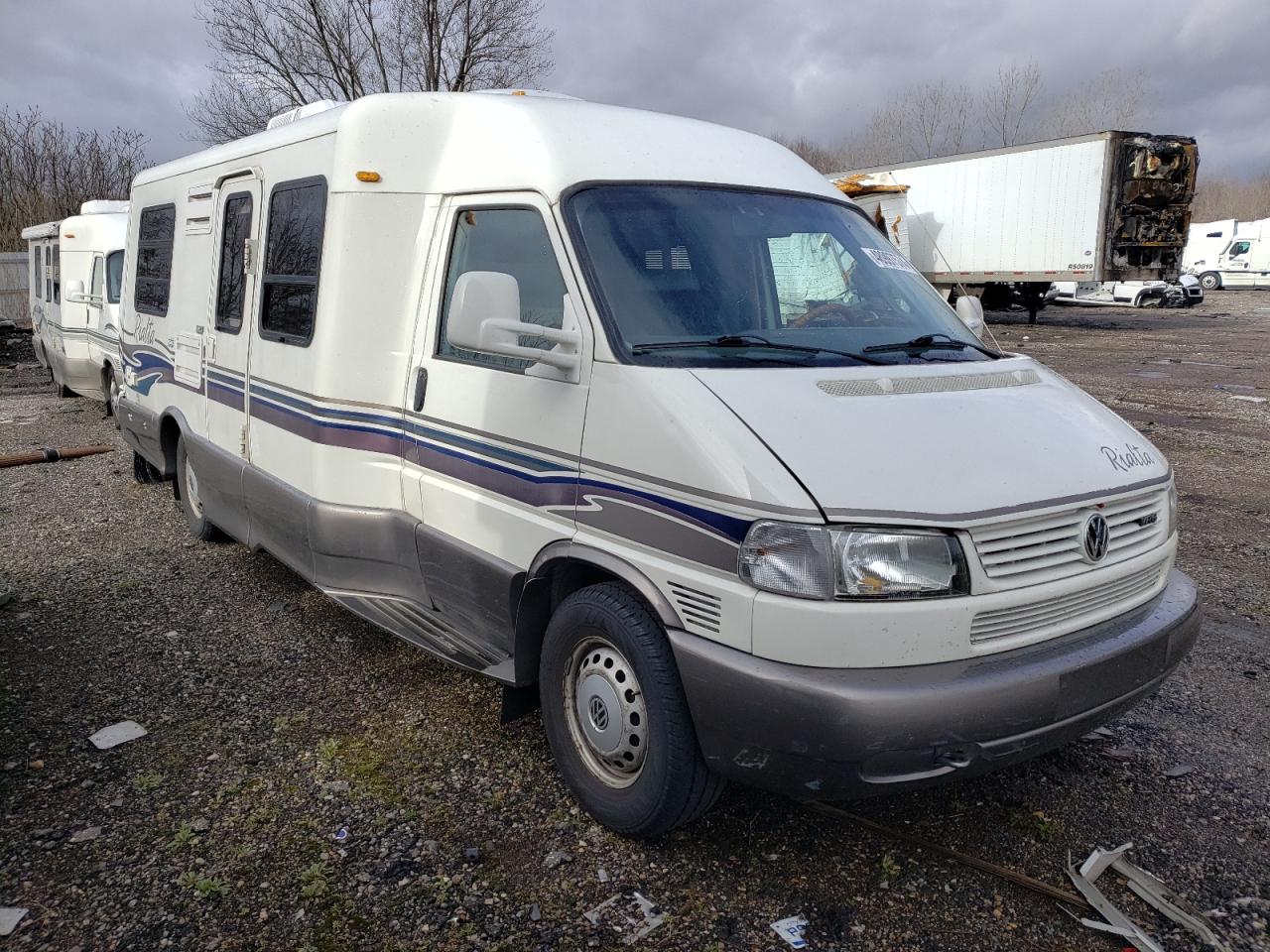 volkswagen eurovan 1999 wv3ah2706xh068536