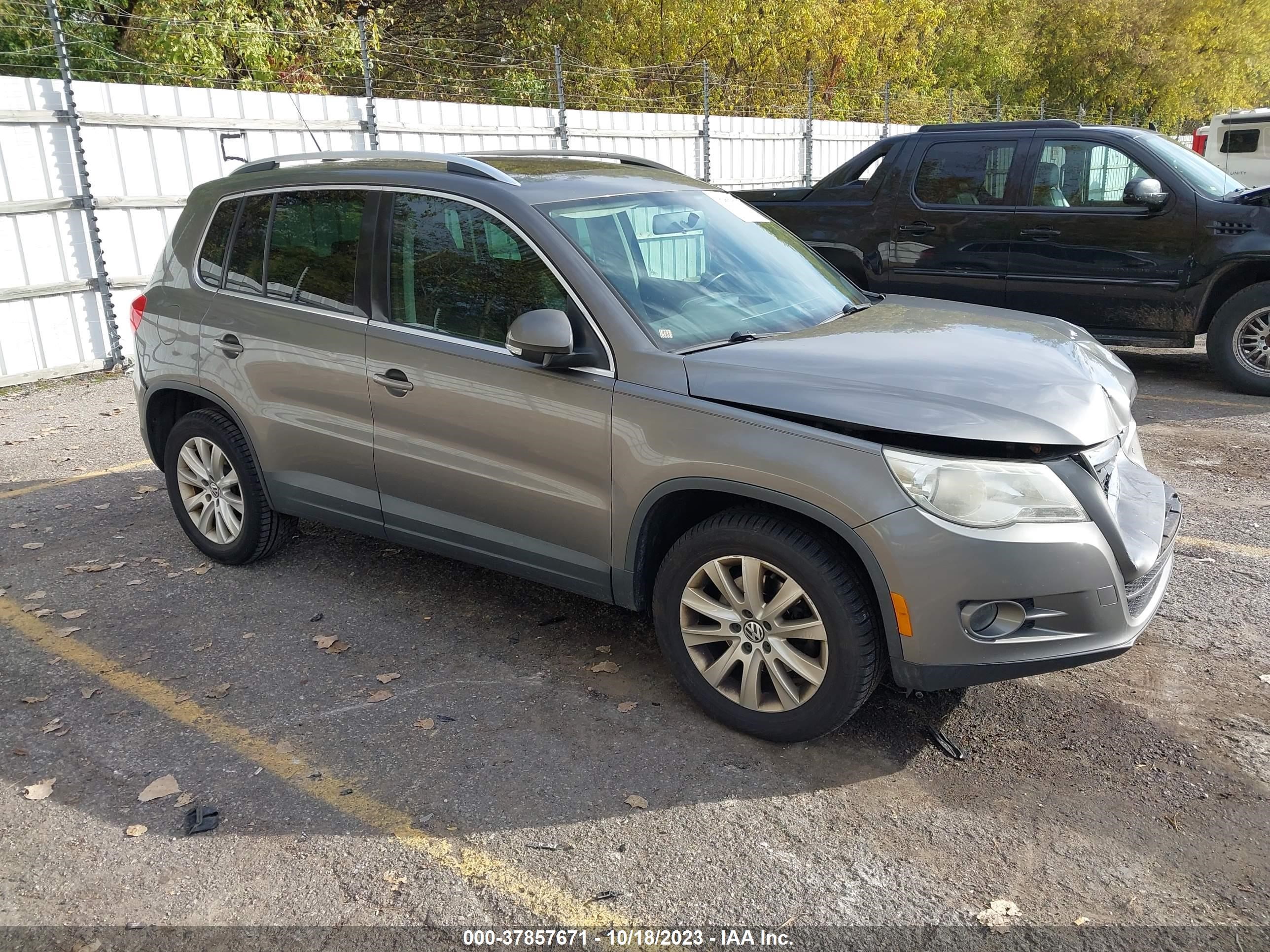 volkswagen tiguan 2009 wvgav75n69w000562