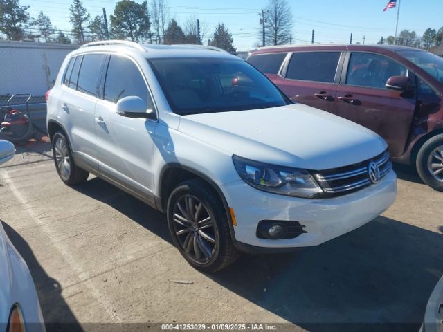 volkswagen tiguan 2016 wvgav7ax0gw596319