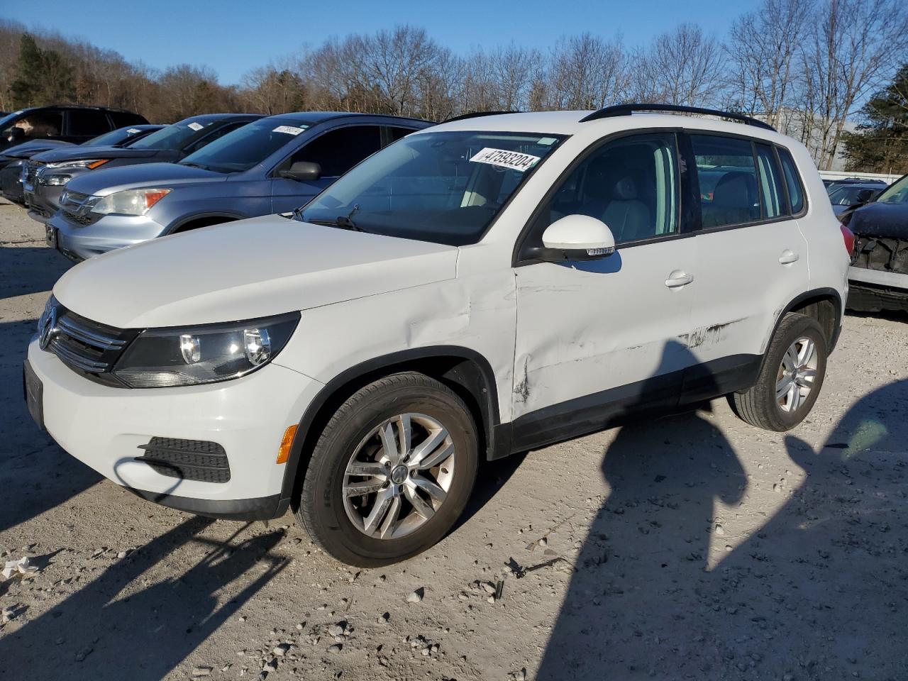 volkswagen tiguan 2017 wvgav7ax1hk002300