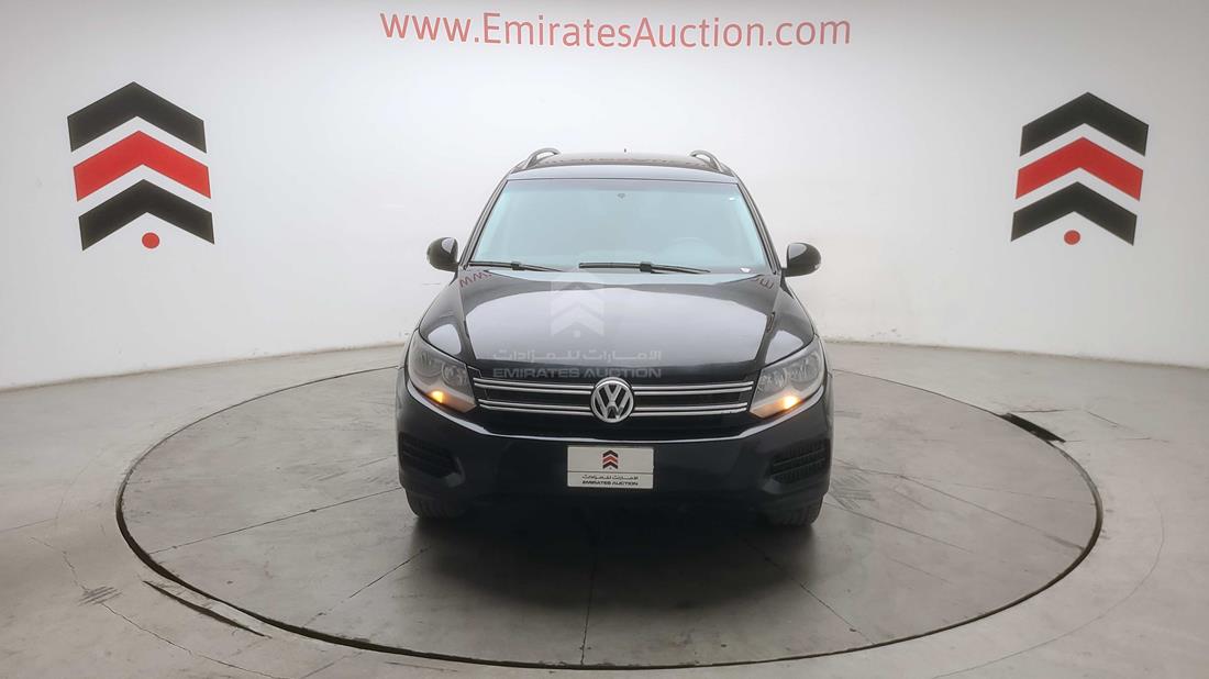 volkswagen tiguan 2017 wvgav7ax1hk045504