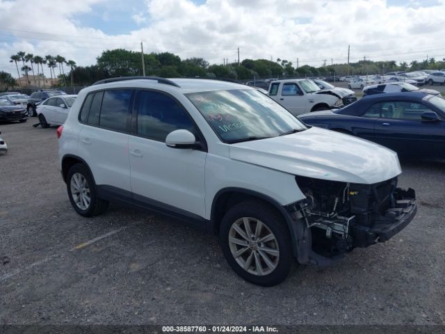 volkswagen tiguan limited 2018 wvgav7ax1jk005123