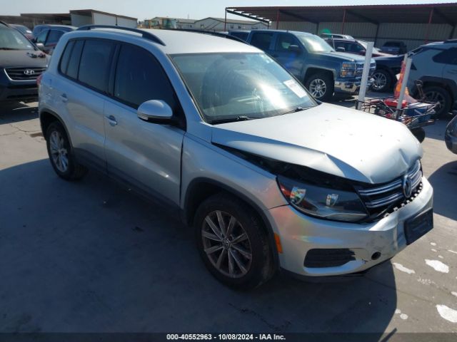 volkswagen tiguan 2017 wvgav7ax4hk054620