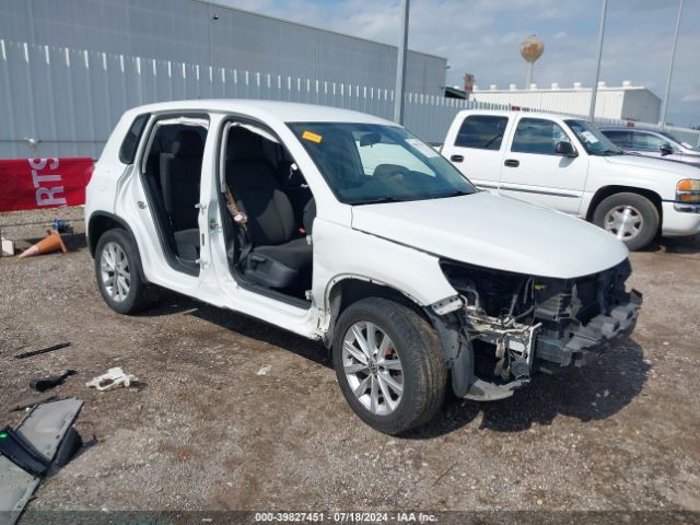 volkswagen tiguan limited 2018 wvgav7ax4jk002572