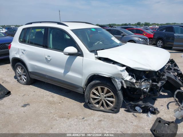 volkswagen tiguan 2017 wvgav7ax5hk041990