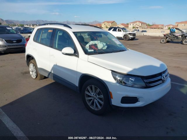 volkswagen tiguan limited 2018 wvgav7ax5jk004928