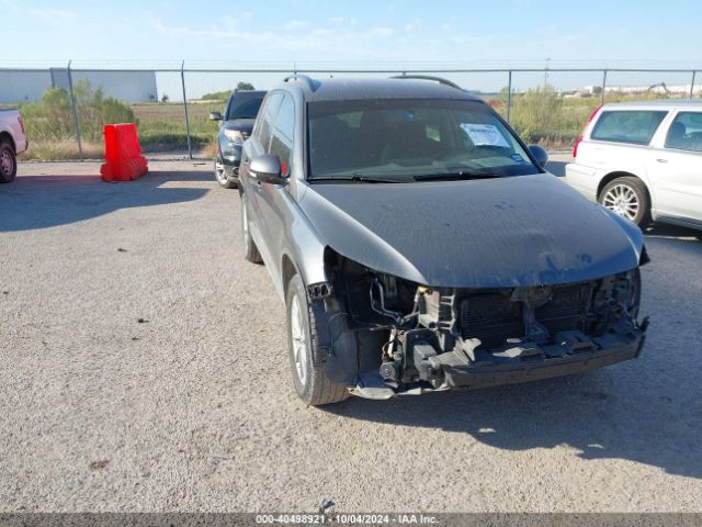 volkswagen tiguan limited 2018 wvgav7ax6jk004551