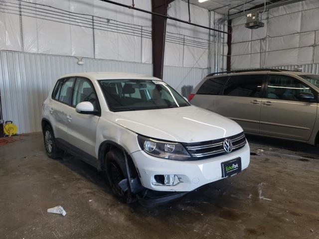 volkswagen tiguan s 2017 wvgav7ax8hk045581